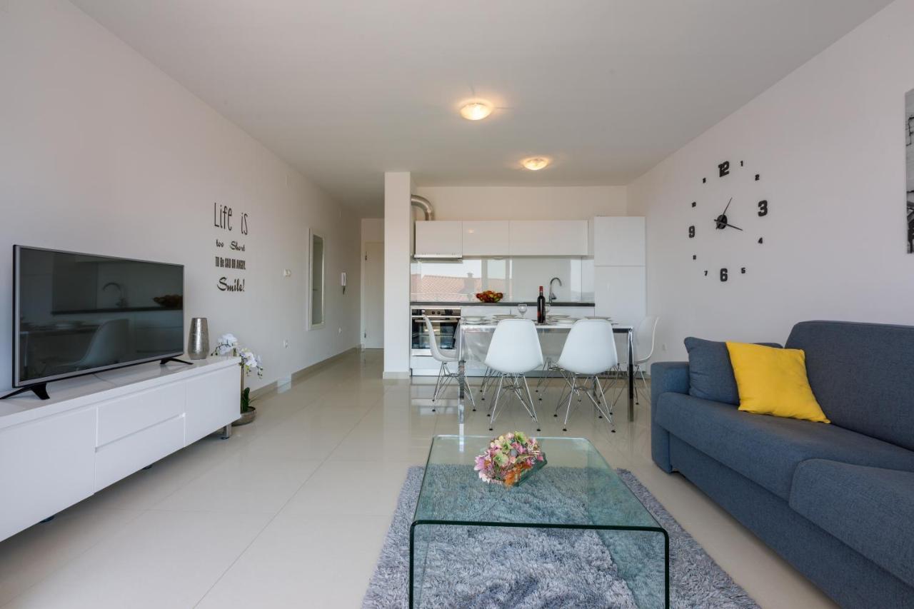 Apartmani Ilicevic Crikvenica Esterno foto