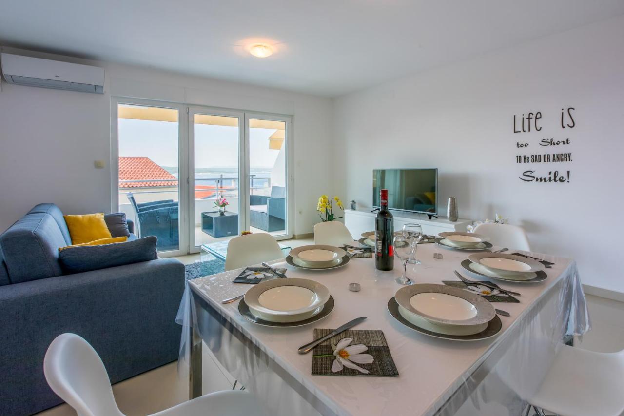 Apartmani Ilicevic Crikvenica Esterno foto