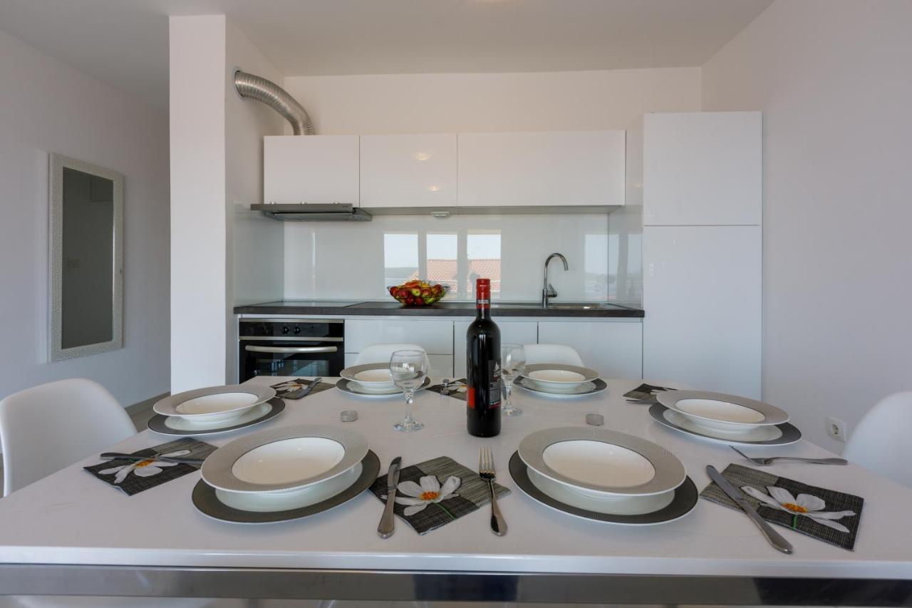 Apartmani Ilicevic Crikvenica Esterno foto